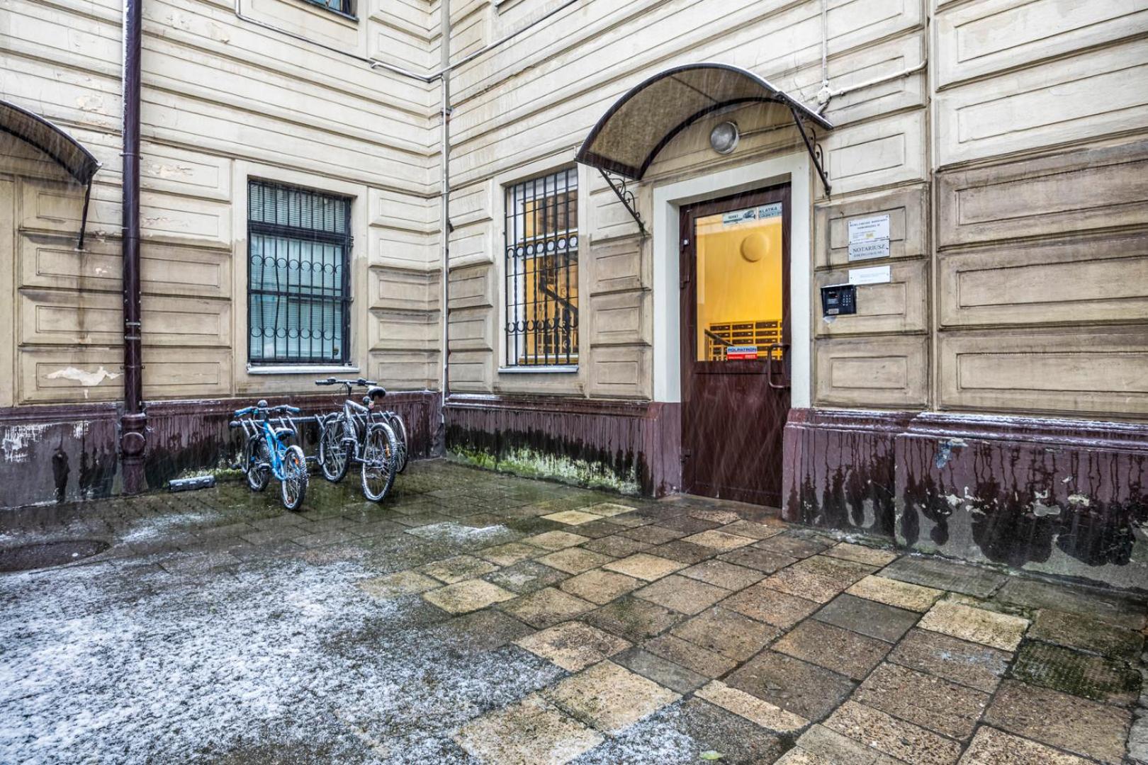 Metro Politechnika 3-Bedroom Apartment Варшава Экстерьер фото