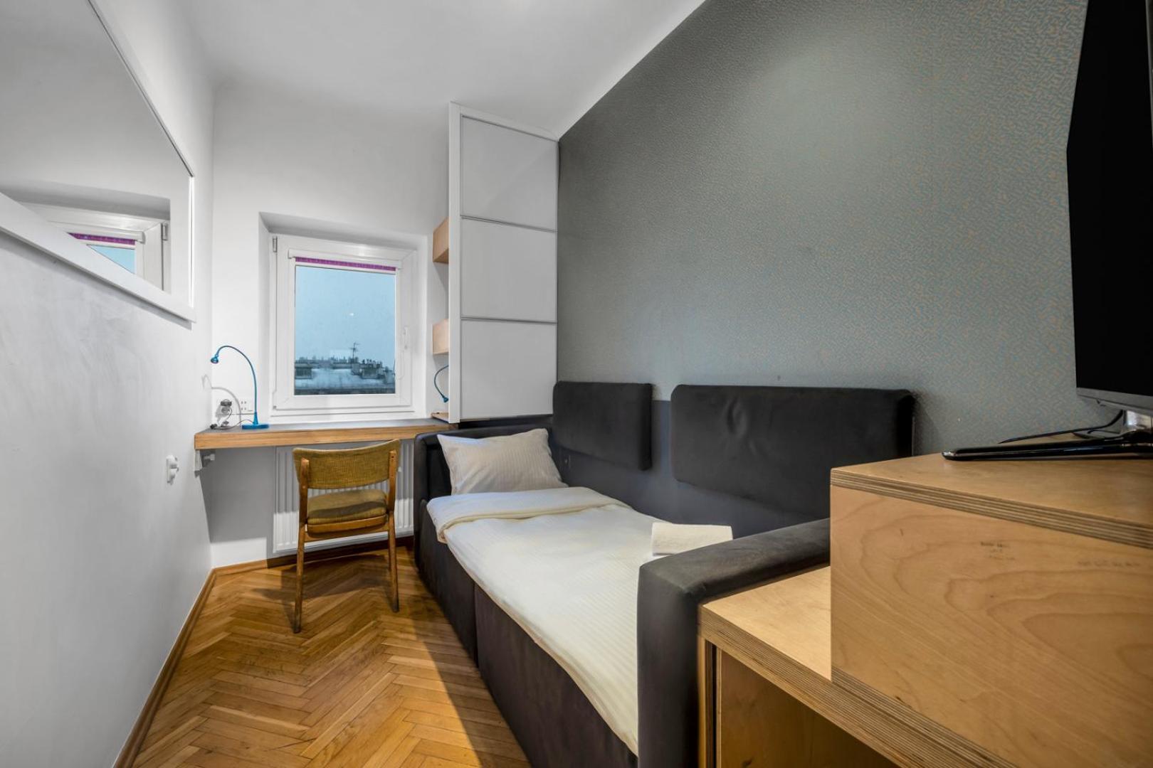 Metro Politechnika 3-Bedroom Apartment Варшава Экстерьер фото